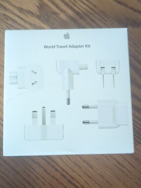 Apple White World Travel Adapter Kit - White Plugs